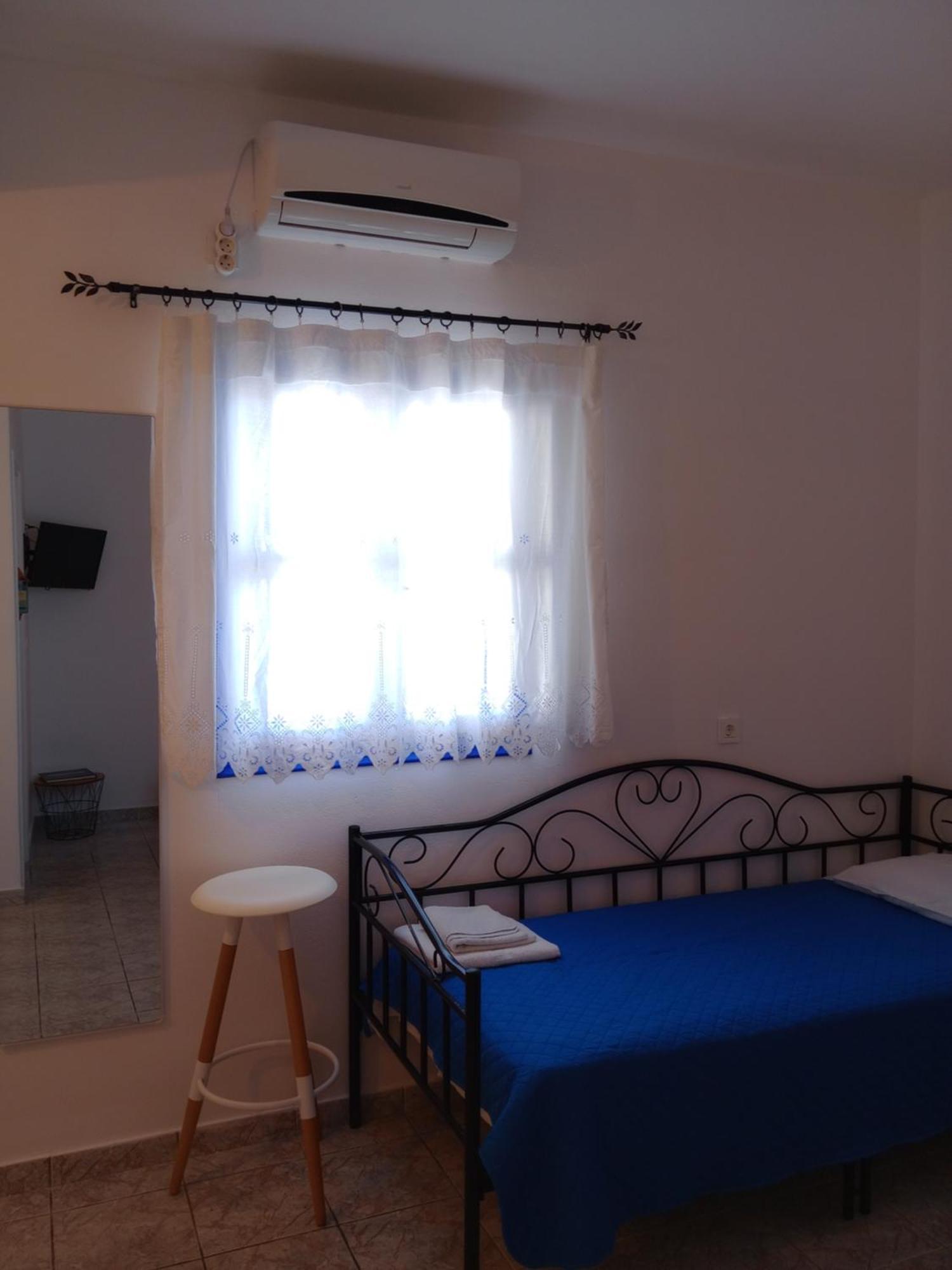 Meltemi Rooms And Studios Anafi Luaran gambar