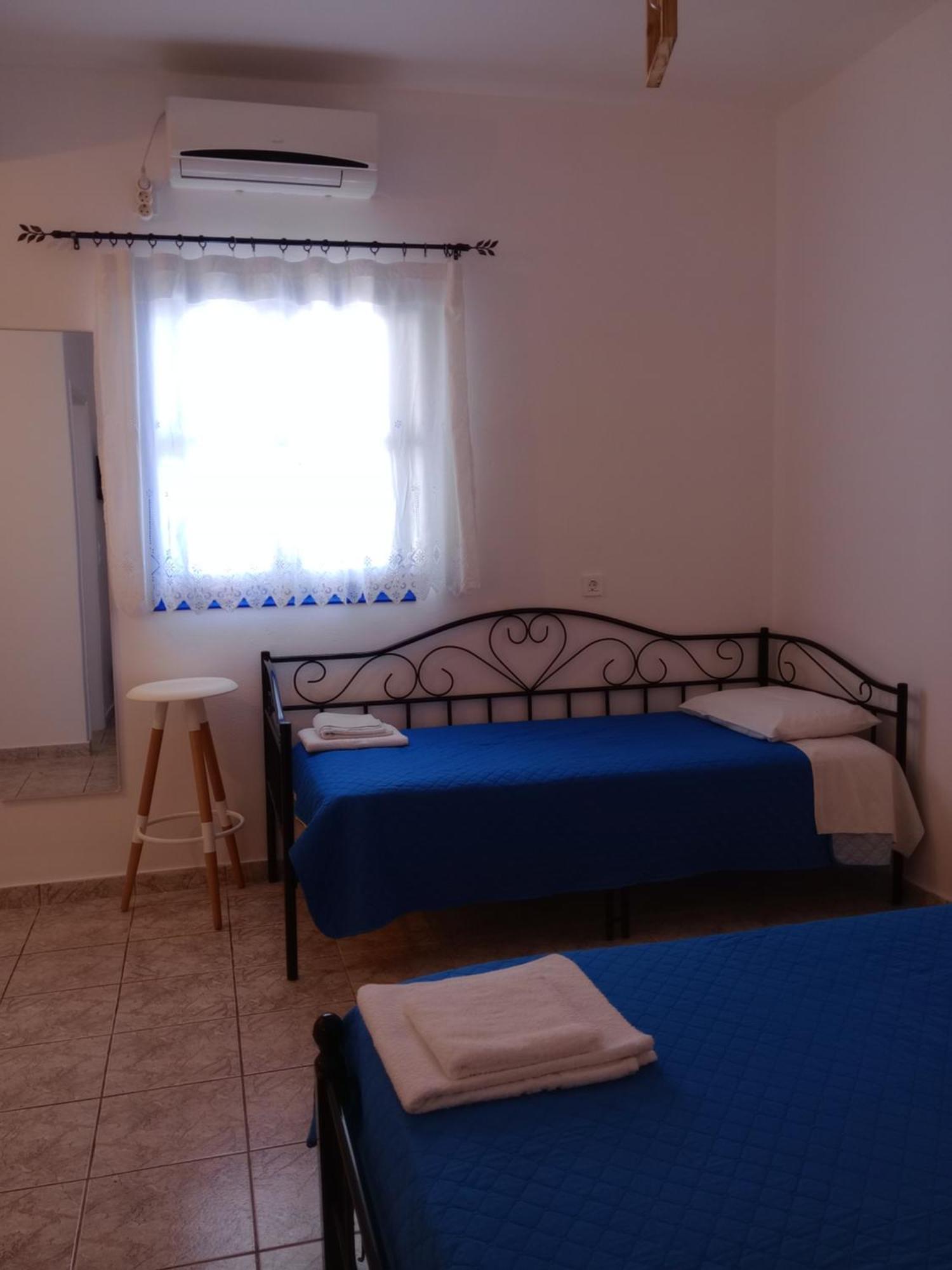 Meltemi Rooms And Studios Anafi Luaran gambar