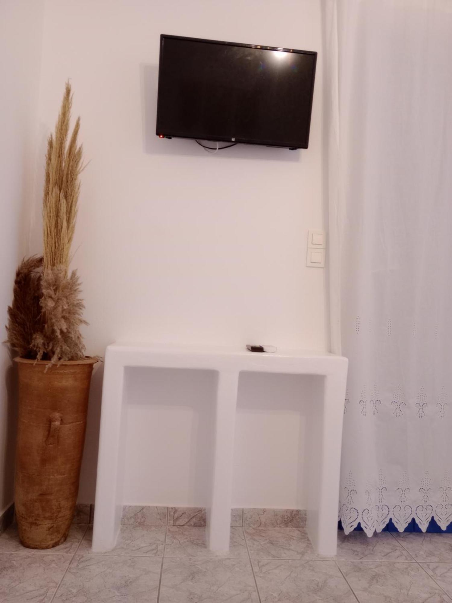 Meltemi Rooms And Studios Anafi Luaran gambar