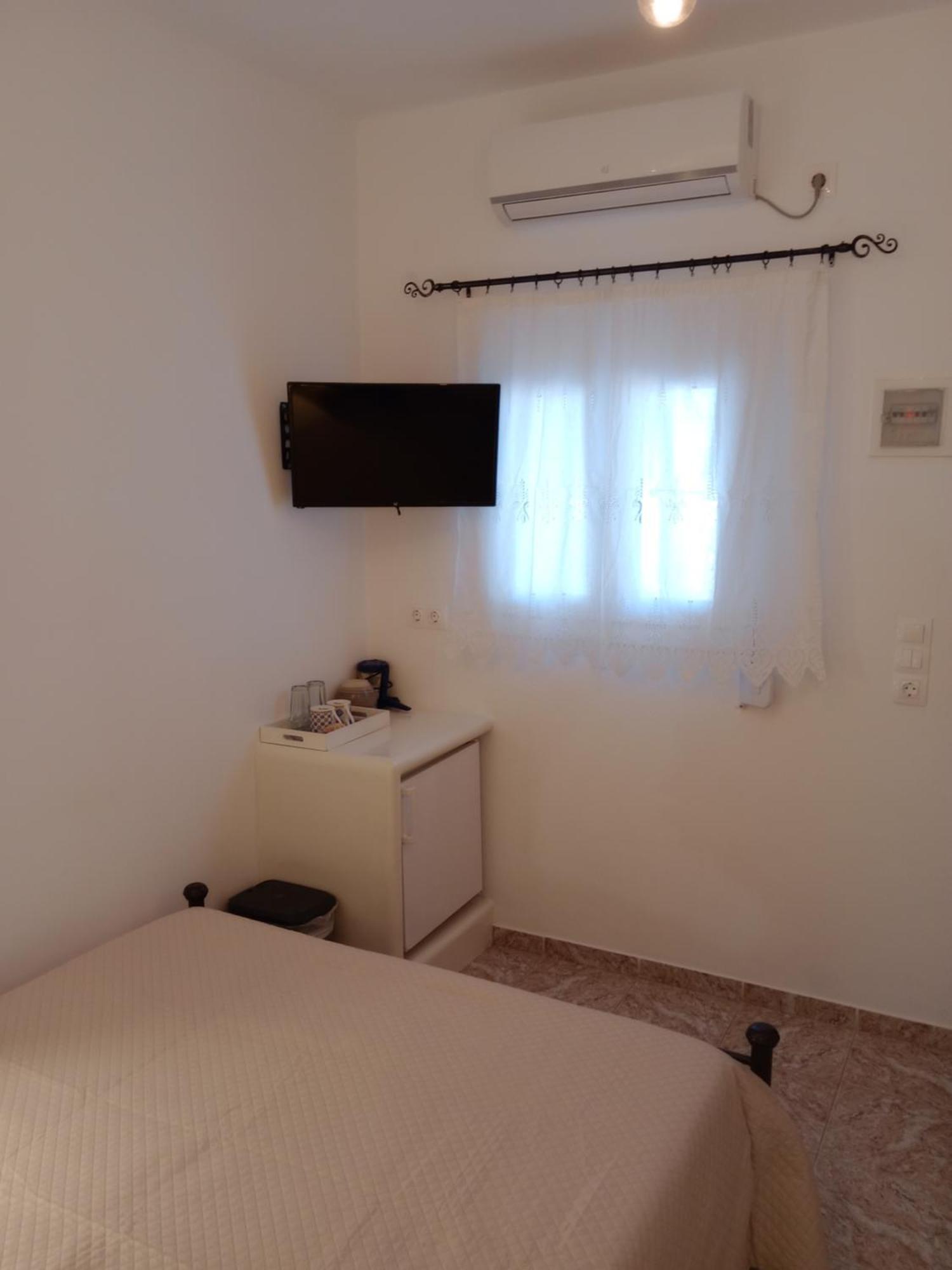 Meltemi Rooms And Studios Anafi Luaran gambar