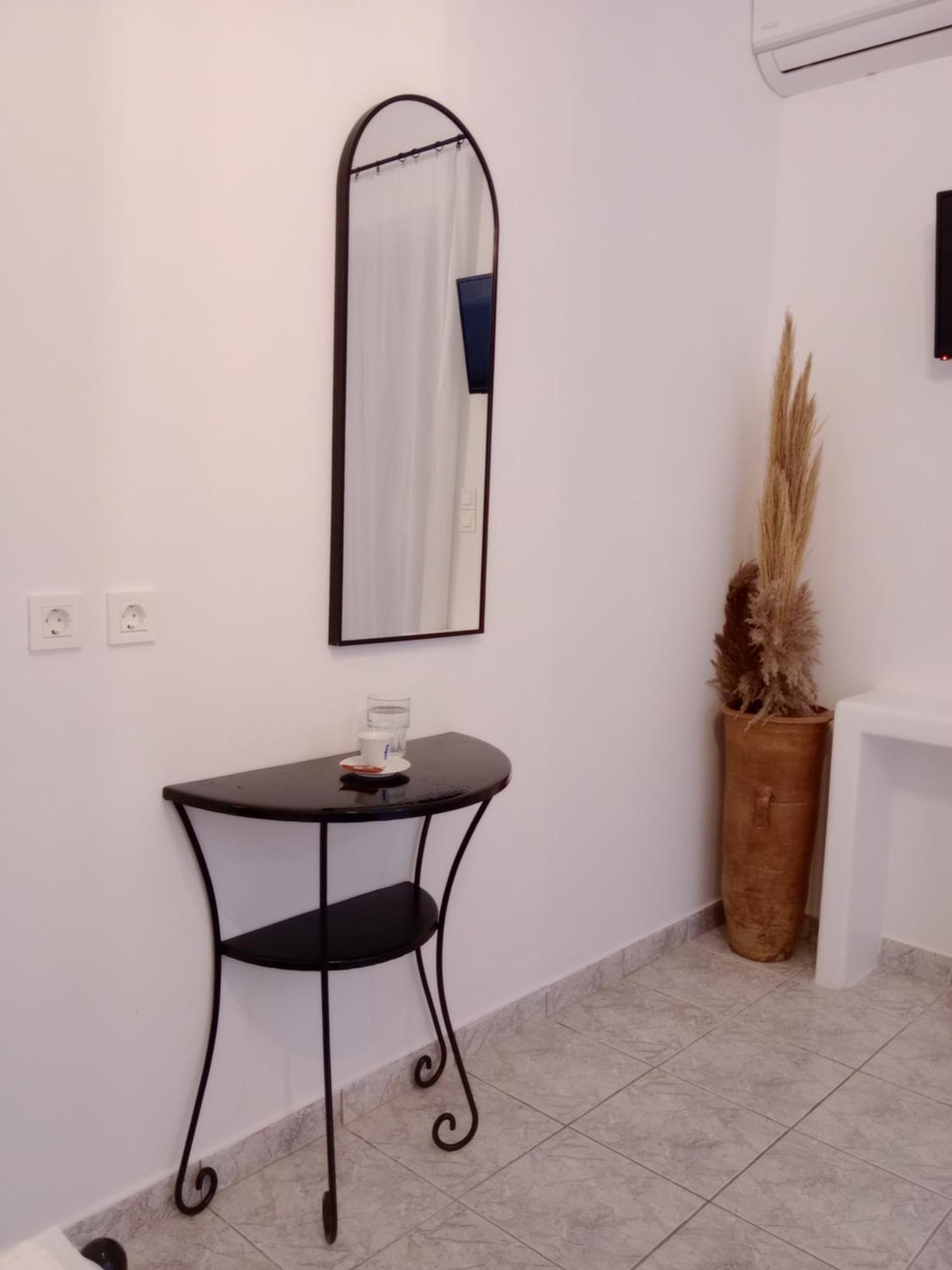 Meltemi Rooms And Studios Anafi Luaran gambar