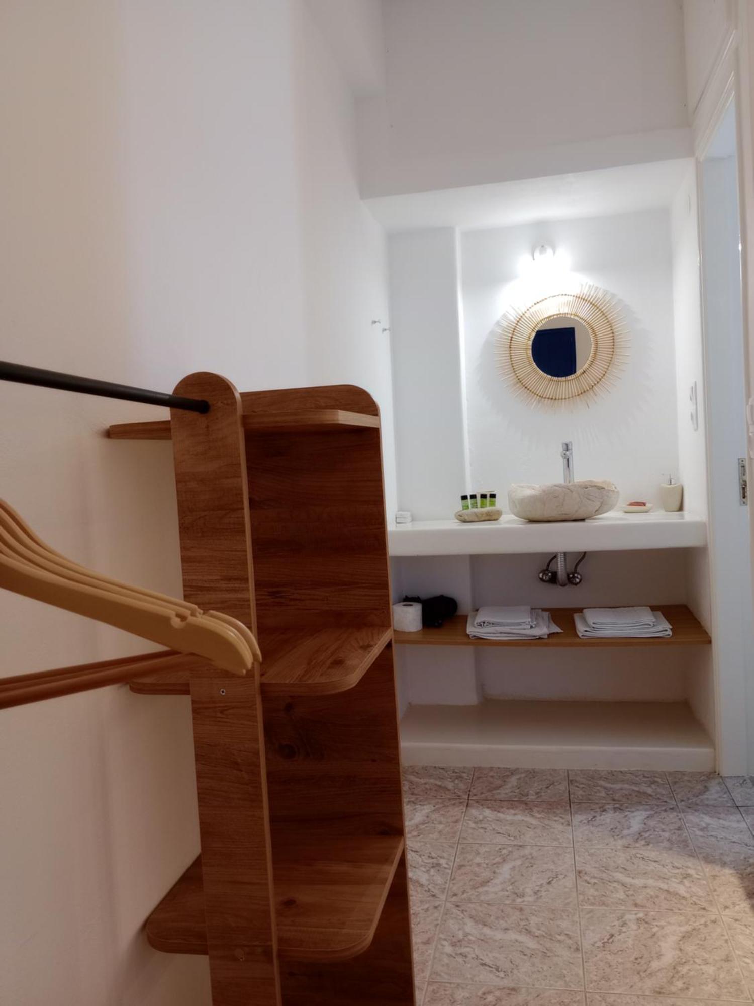 Meltemi Rooms And Studios Anafi Luaran gambar