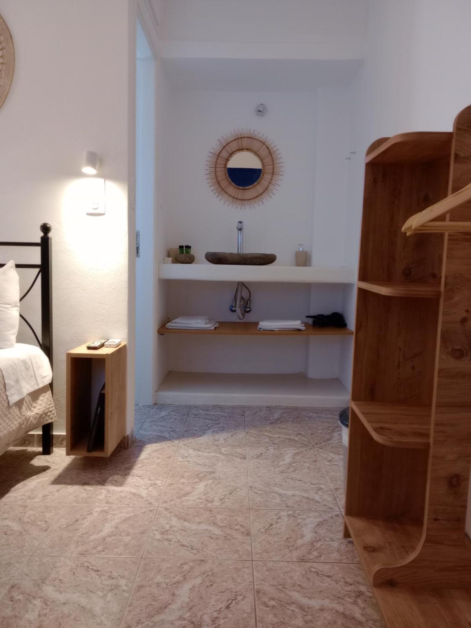 Meltemi Rooms And Studios Anafi Luaran gambar